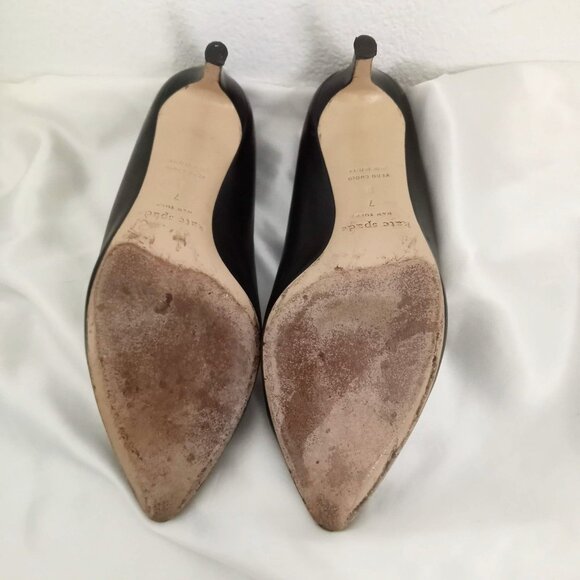 Kate Spade Gold Bow Black Leather Pumps High Heels Pointed Toe Embellished - Picture 8 of 10